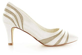 Zapatos de novia Aragonita en color Ivory con punta estilizada, tacón de 6 cm y plantilla acolchada, ideales para bodas y eventos elegantes.