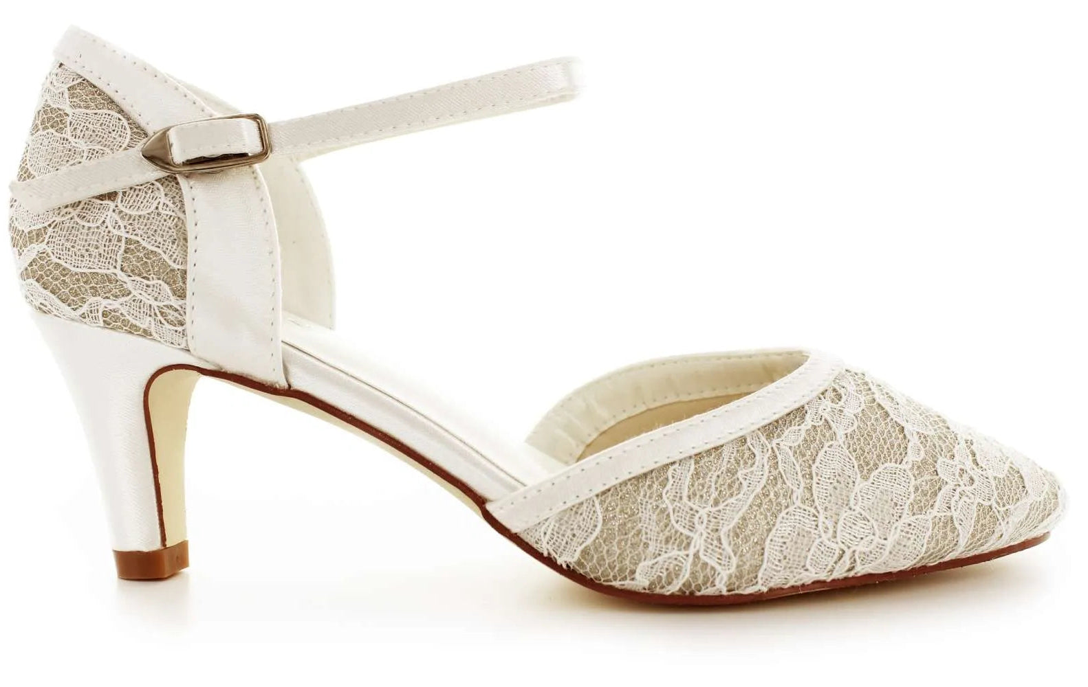 Zapatos de novia Magnetita en color Ivory con detalles de encaje y brillo, tacón de 7 cm y plantilla acolchada, ideales para bodas y eventos elegantes.