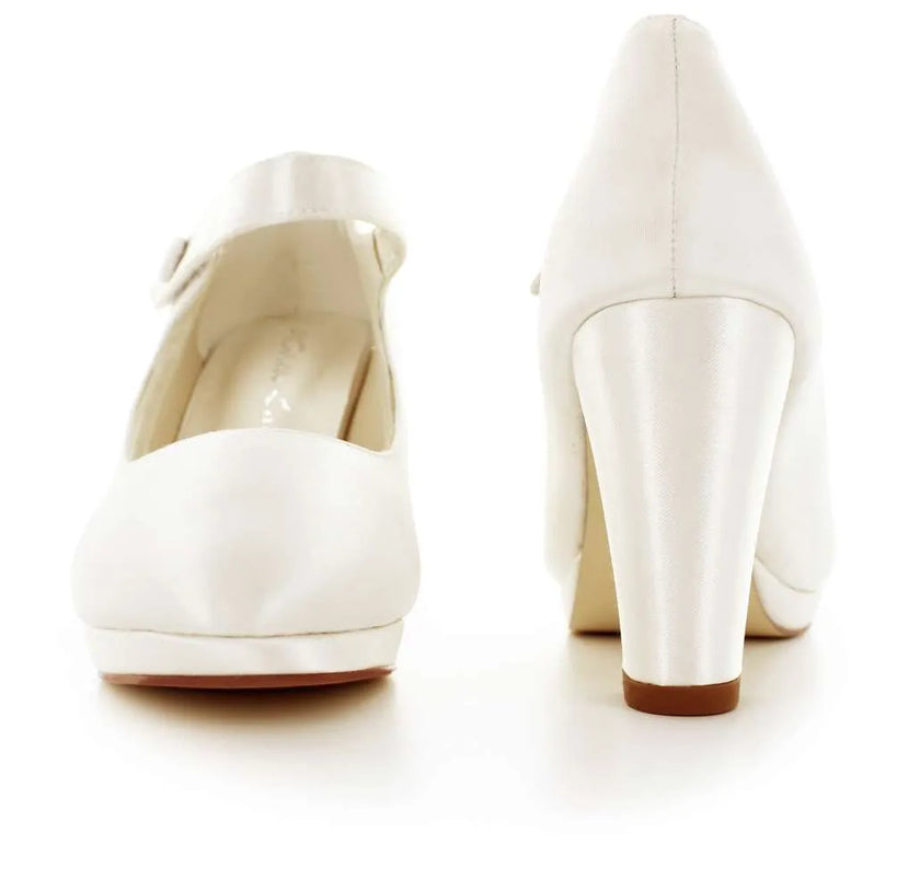 Zapatos de novia Variscita en color Ivory con plataforma, tacón ancho de 8 cm y cierre oculto, ideales para bodas y eventos elegantes.