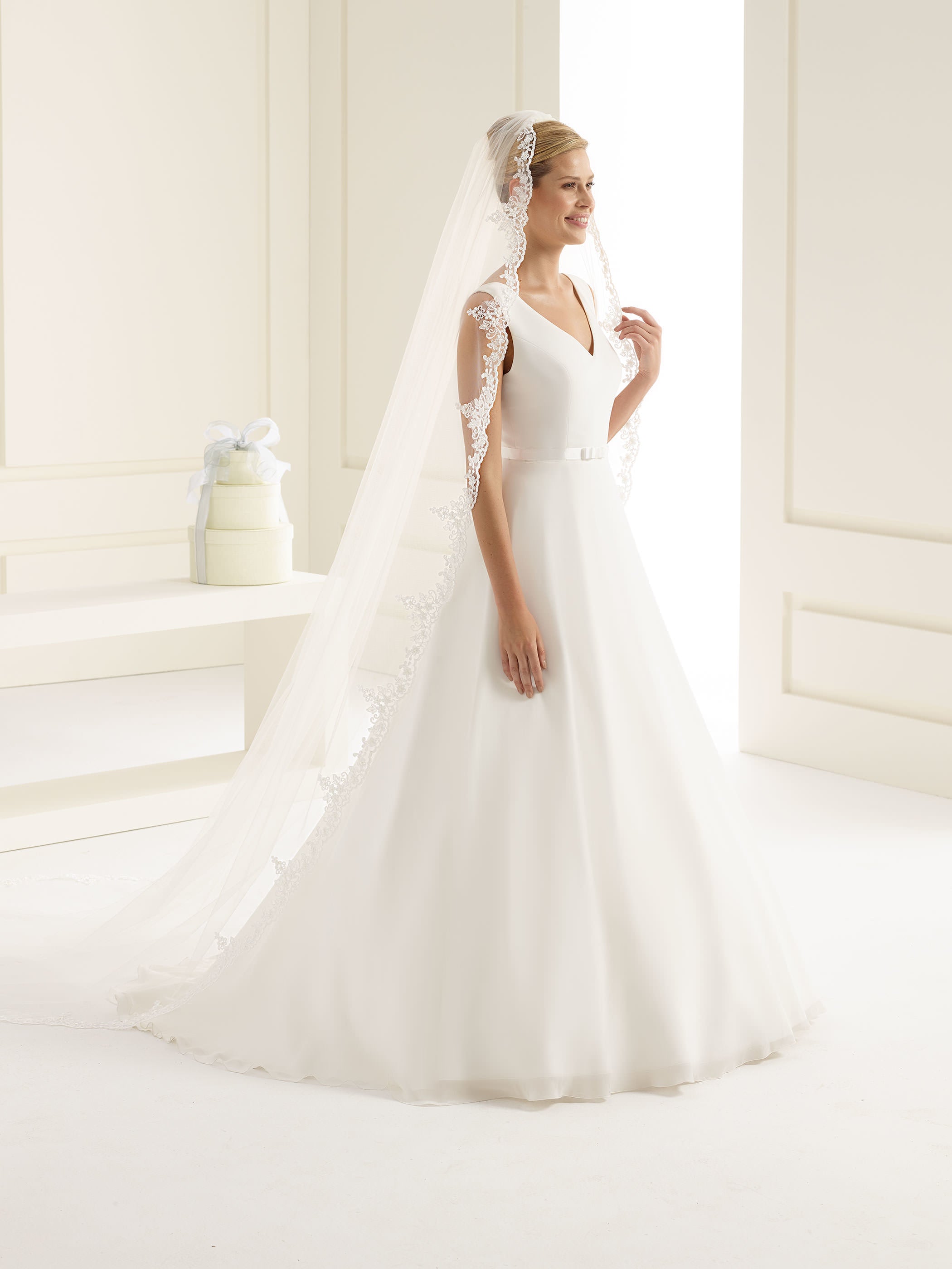 Velo de Novia Almer a ODILIA BRIDAL